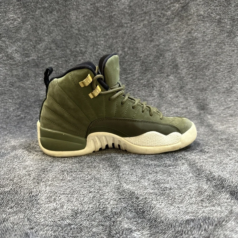 Nike‎ Air Jordan 12 Retro GS Olive Lux Class of 2003 5.5Y Gold